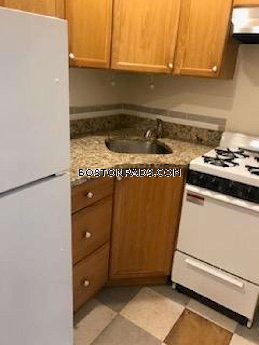 BOSTON - NORTHEASTERN/SYMPHONY - 1 Bed, 1 Bath - Image 11