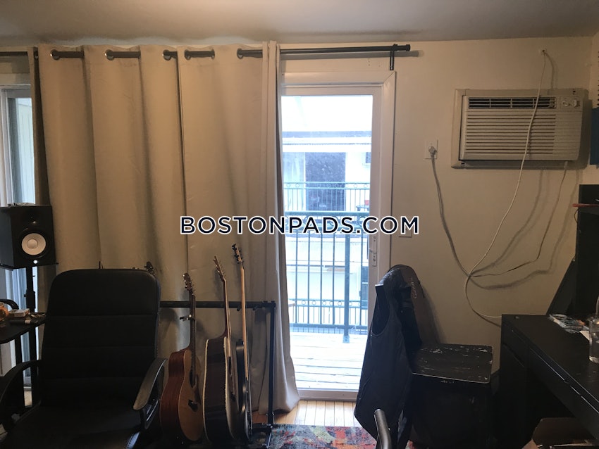 BOSTON - NORTHEASTERN/SYMPHONY - 3 Beds, 1 Bath - Image 53