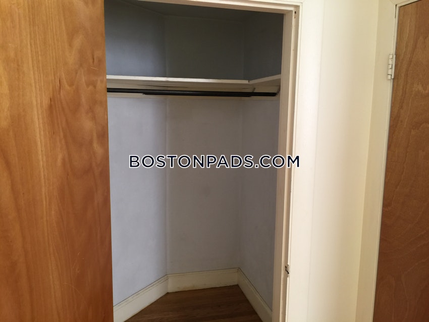 BOSTON - NORTHEASTERN/SYMPHONY - 2 Beds, 1 Bath - Image 4