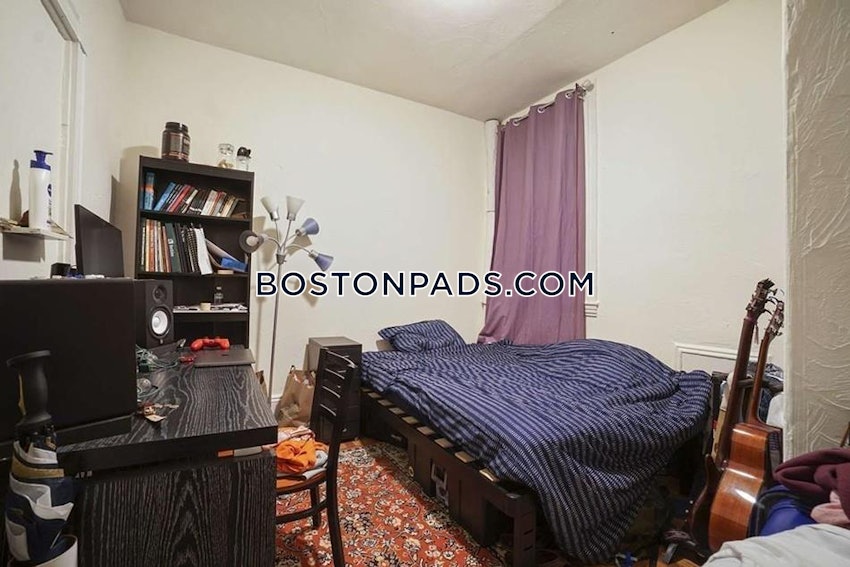 BOSTON - NORTHEASTERN/SYMPHONY - 5 Beds, 2 Baths - Image 10