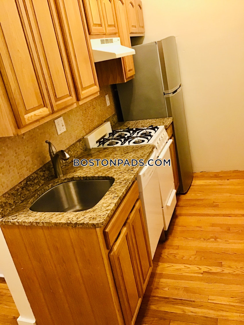 BOSTON - NORTHEASTERN/SYMPHONY - 2 Beds, 1 Bath - Image 1