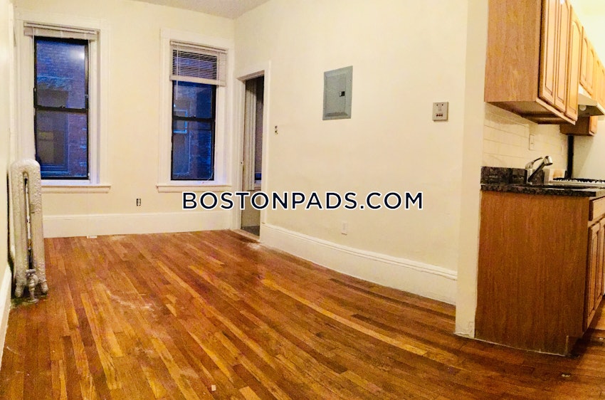 BOSTON - NORTHEASTERN/SYMPHONY - 2 Beds, 1 Bath - Image 3