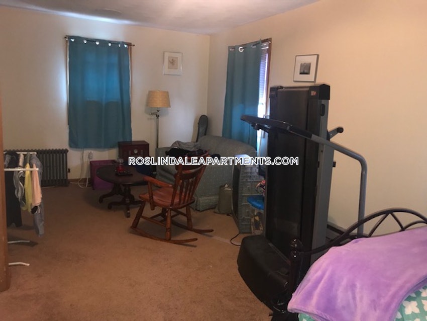 BOSTON - ROSLINDALE - 3 Beds, 1 Bath - Image 5