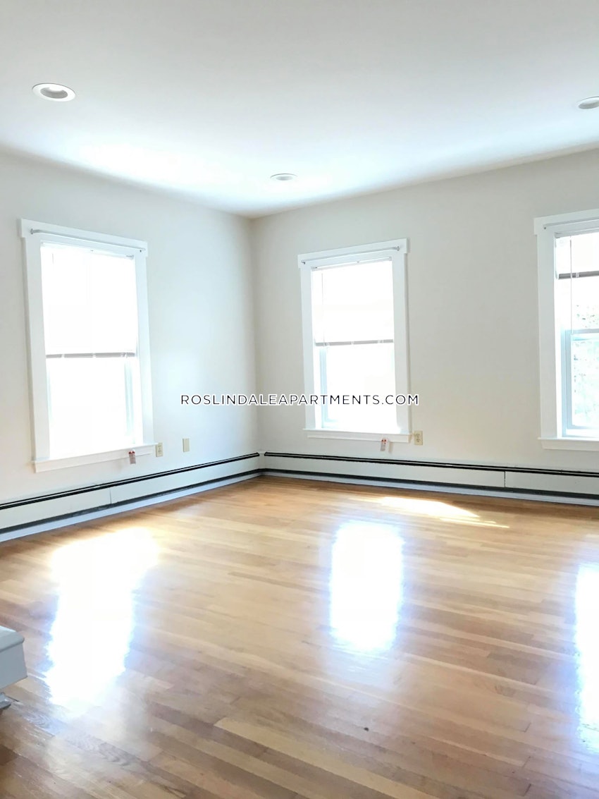 BOSTON - ROSLINDALE - 2 Beds, 1.5 Baths - Image 4