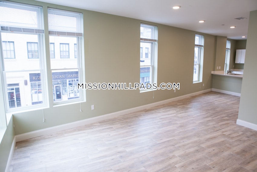 BOSTON - ROXBURY - 3 Beds, 2 Baths - Image 17