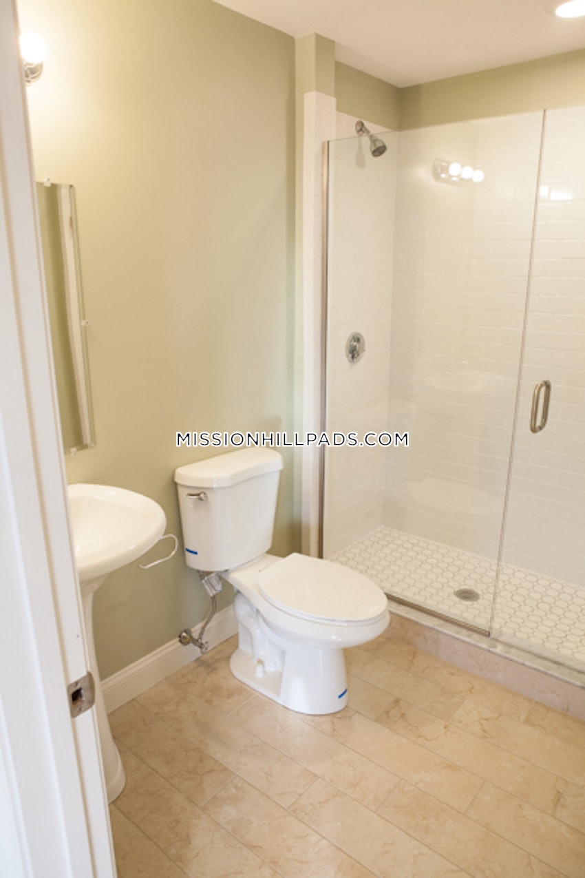 BOSTON - ROXBURY - 3 Beds, 2 Baths - Image 22