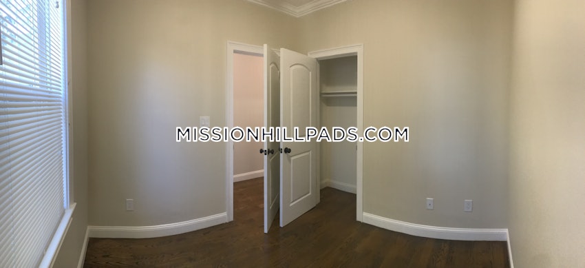 BOSTON - ROXBURY - 3 Beds, 1 Bath - Image 8