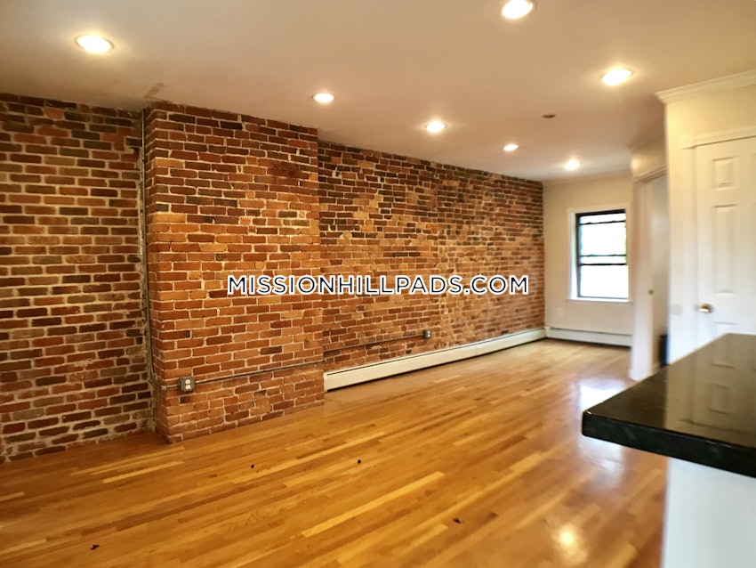 BOSTON - ROXBURY - 1 Bed, 1 Bath - Image 15