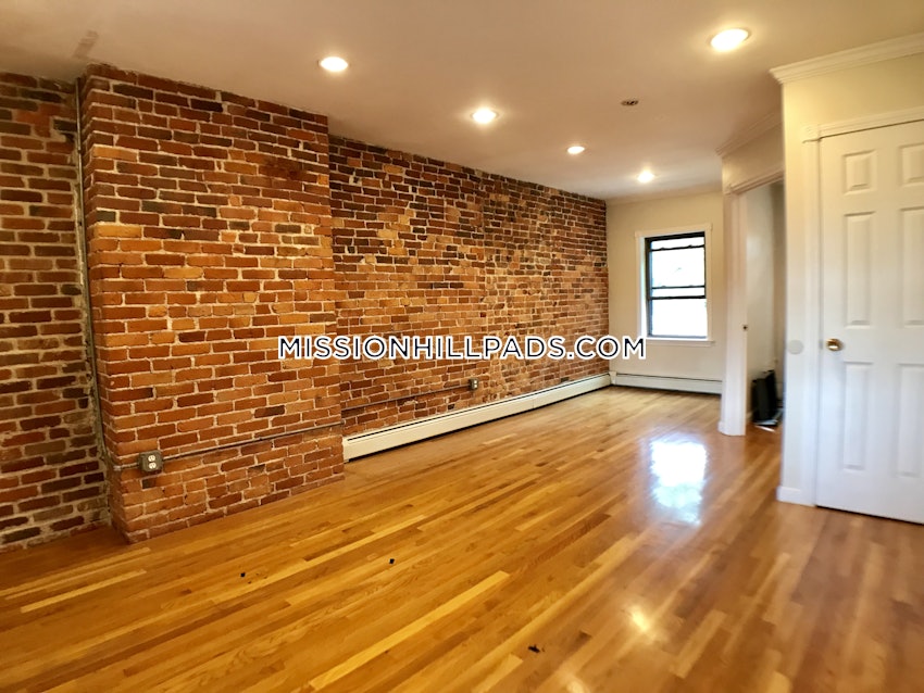 BOSTON - ROXBURY - 1 Bed, 1 Bath - Image 5