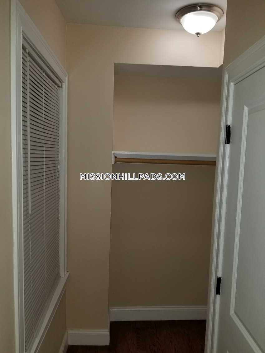 BOSTON - ROXBURY - 3 Beds, 2 Baths - Image 18