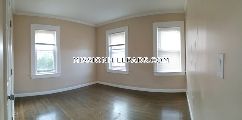 BOSTON - JAMAICA PLAIN - STONY BROOK - 4 Beds, 1 Bath - Image 29