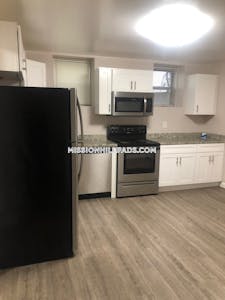 Roxbury Apartment for rent 3 Bedrooms 1 Bath Boston - $3,200