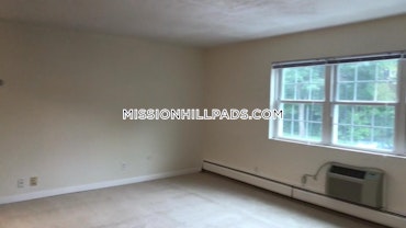 Boston - 2 Beds, 1 Baths