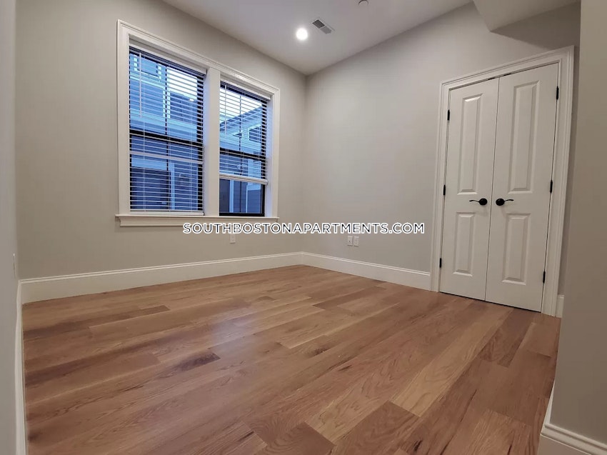 BOSTON - SOUTH BOSTON - ANDREW SQUARE - 3 Beds, 3.5 Baths - Image 5