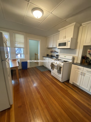 East Side - South Boston, Boston, MA - 3 Beds, 2 Baths - $4,500 - ID#4562046