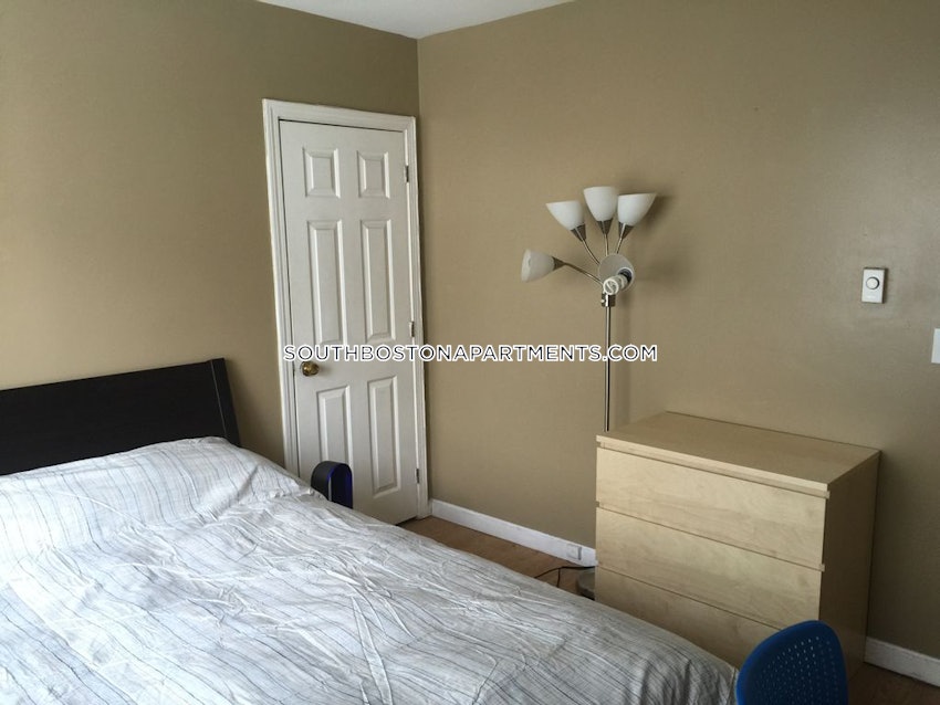 BOSTON - SOUTH BOSTON - ANDREW SQUARE - 3 Beds, 1 Bath - Image 7