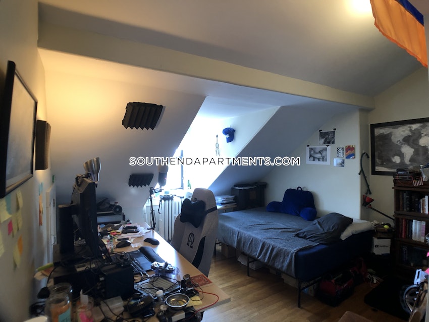 BOSTON - SOUTH END - 4 Beds, 2 Baths - Image 9