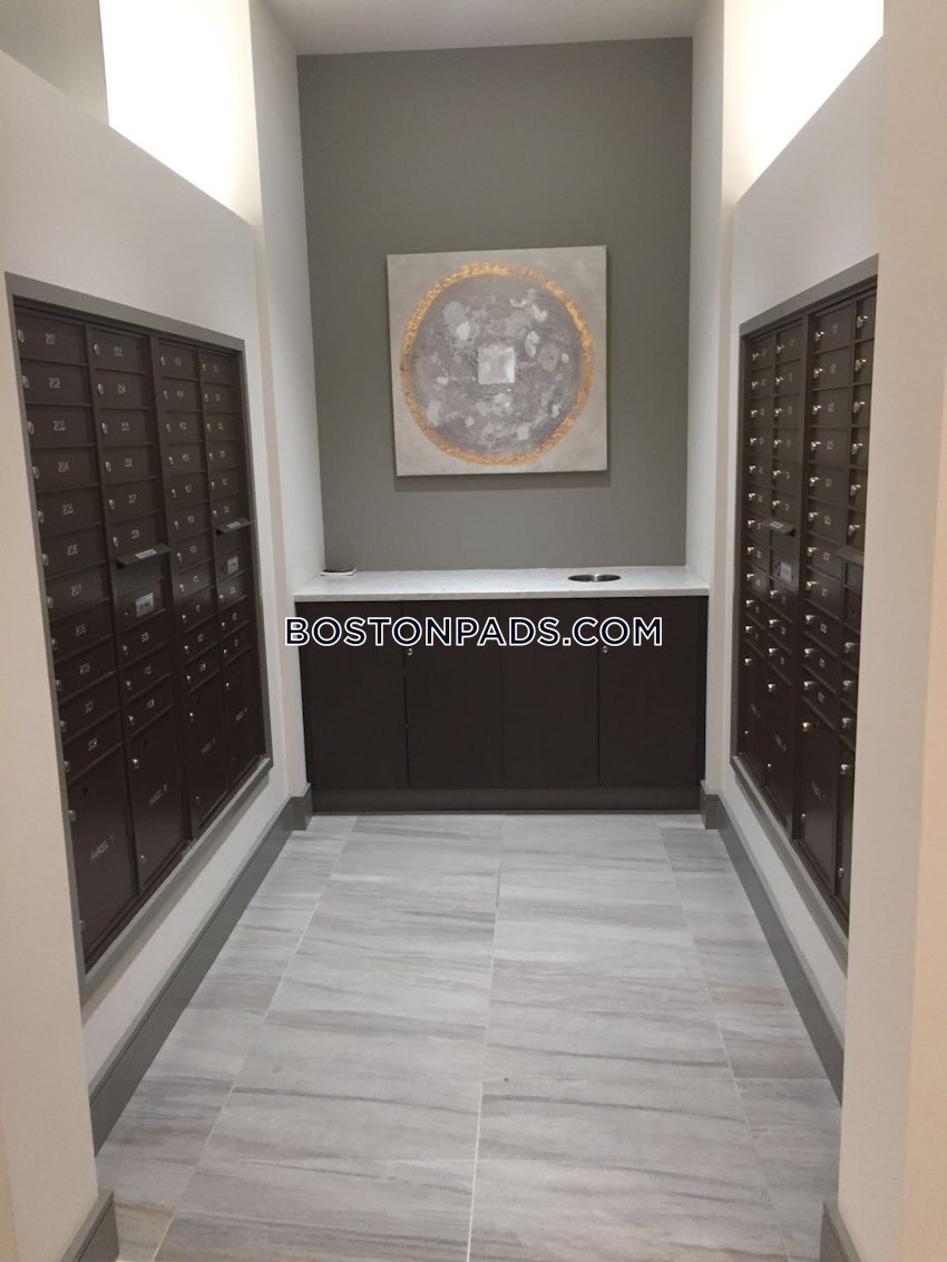 BOSTON - WEST END - 2 Beds, 2 Baths - Image 9