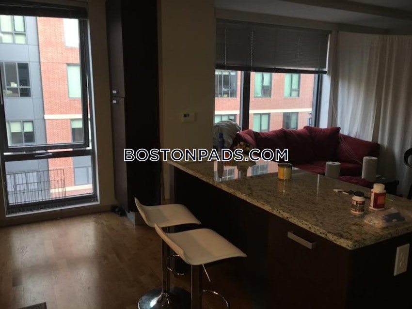 BOSTON - WEST END - 1 Bed, 1 Bath - Image 3