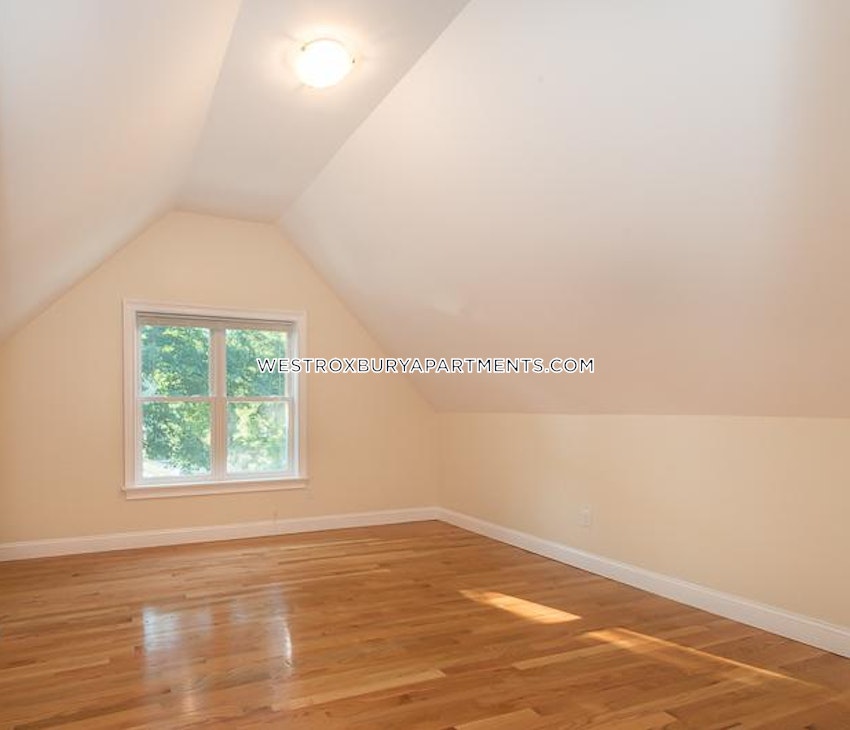 BOSTON - WEST ROXBURY - 5 Beds, 3 Baths - Image 8