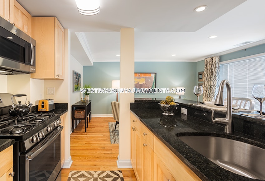 BOSTON - WEST ROXBURY - 1 Bed, 1.5 Baths - Image 3