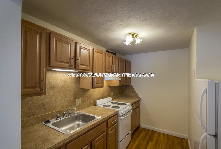 BOSTON - WEST ROXBURY - 2 Beds, 1 Bath - Image 2