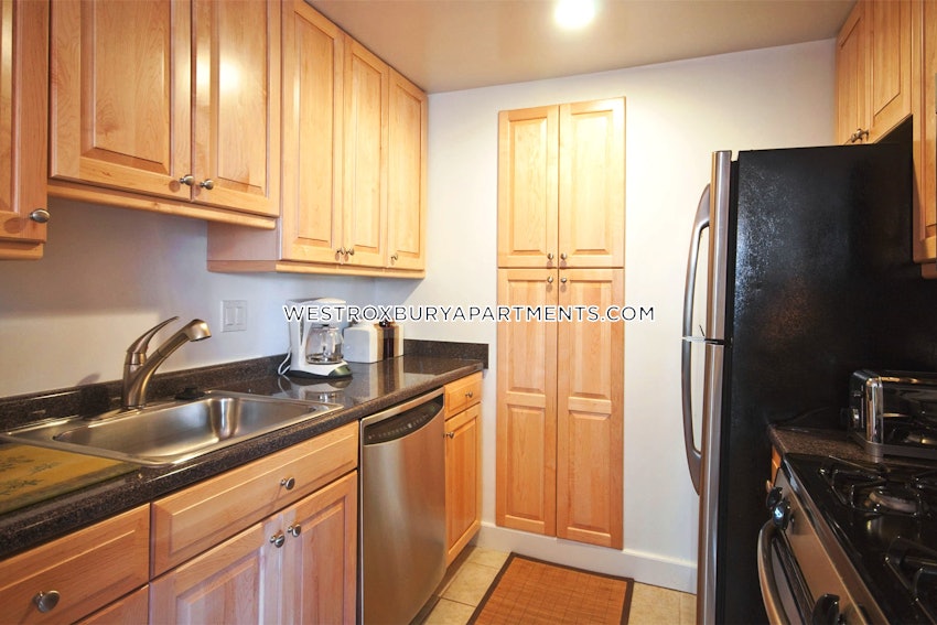 BOSTON - WEST ROXBURY - 2 Beds, 1.5 Baths - Image 1