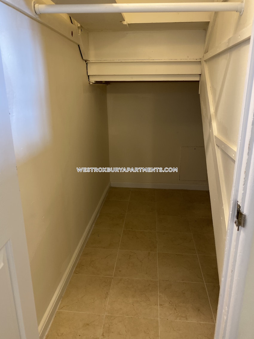 BOSTON - WEST ROXBURY - 2 Beds, 1.5 Baths - Image 4