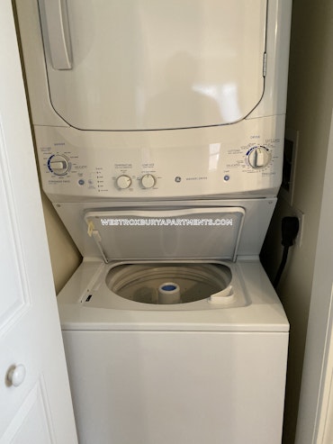 Boston - 2 Beds, 1 Baths