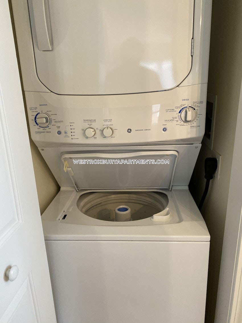 BOSTON - WEST ROXBURY - 2 Beds, 1 Bath - Image 32