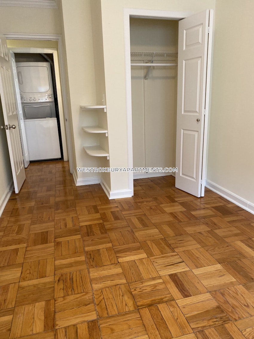 BOSTON - WEST ROXBURY - 2 Beds, 1 Bath - Image 28