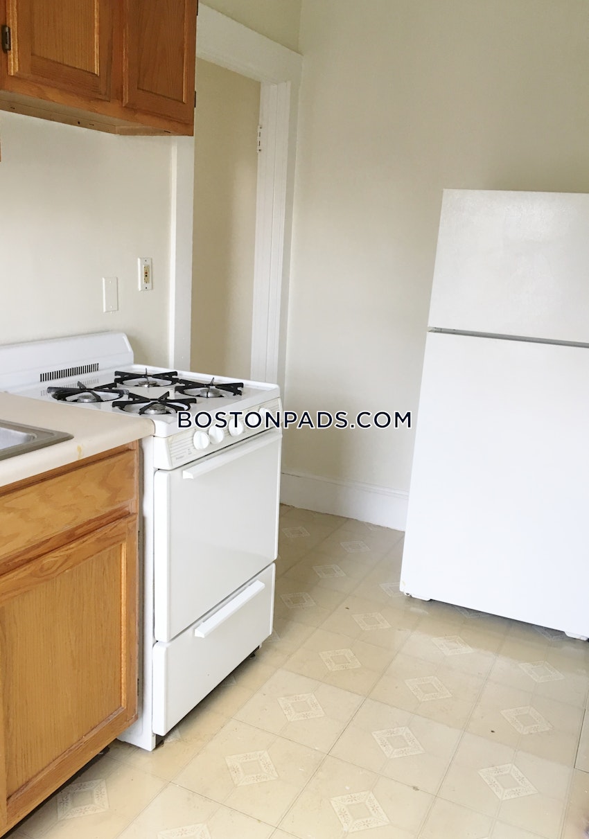 SOMERVILLE - SPRING HILL - 1 Bed, 1 Bath - Image 2