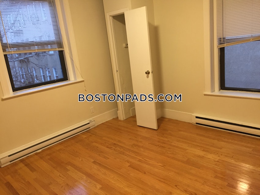 BOSTON - ALLSTON - 3 Beds, 1 Bath - Image 15