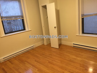 Commonwealth Ave. Boston