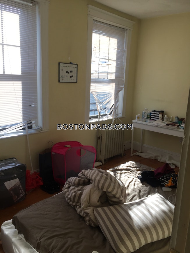 Boston - $3,700+ /mo