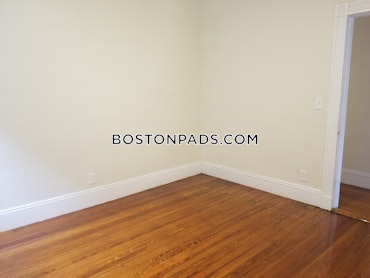 East Cambridge, Cambridge, MA - 3 Beds, 1 Bath - $3,200 - ID#8015391
