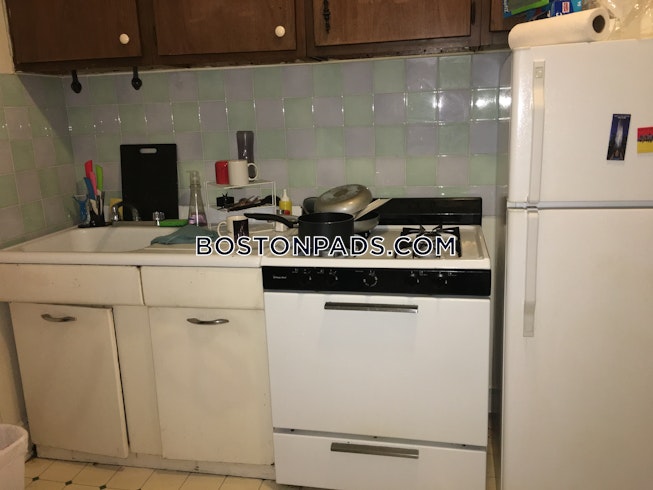 Boston - $2,400+ /mo