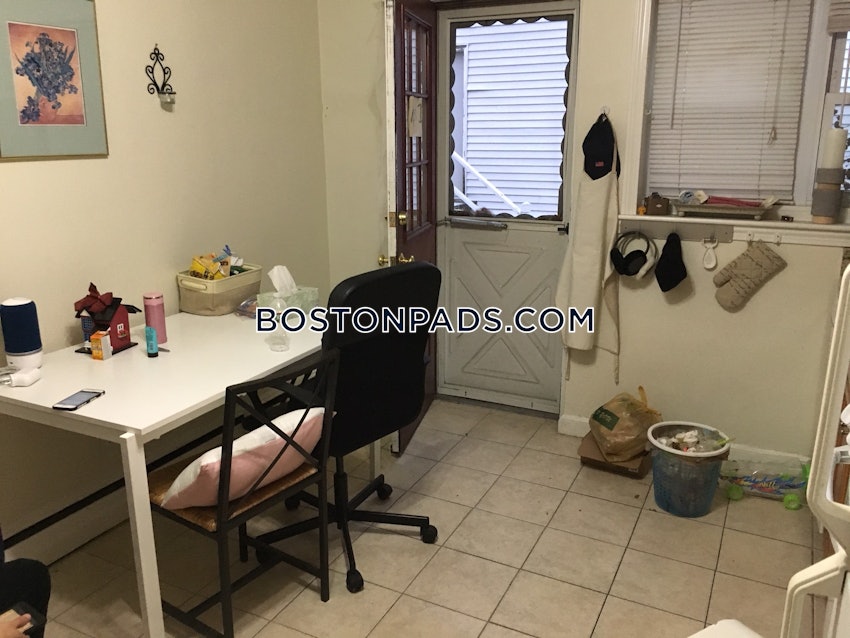 Boston - Allston - 1 Bed, 1 Bath - Image 5