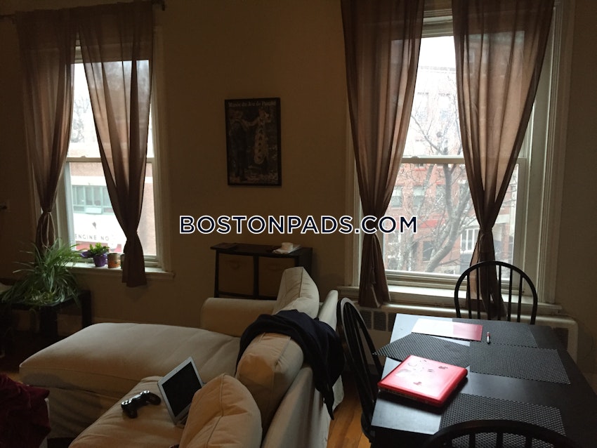 Boston - North End - 2 Beds, 1 Bath - Image 7