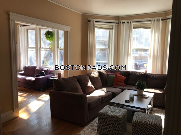 Euston St. Brookline