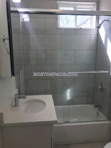 Boston - 4 Beds, 1 Baths