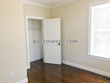 Boston - 4 Beds, 1 Baths