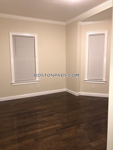 Boston - 4 Beds, 1 Baths