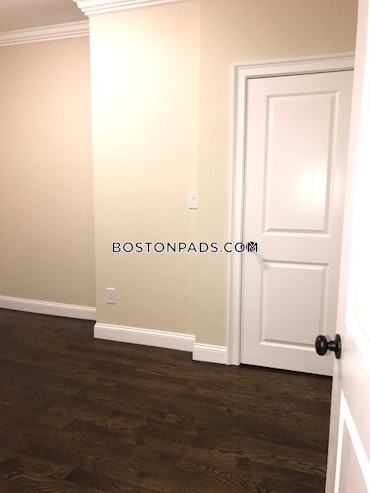 Boston - 4 Beds, 1 Baths