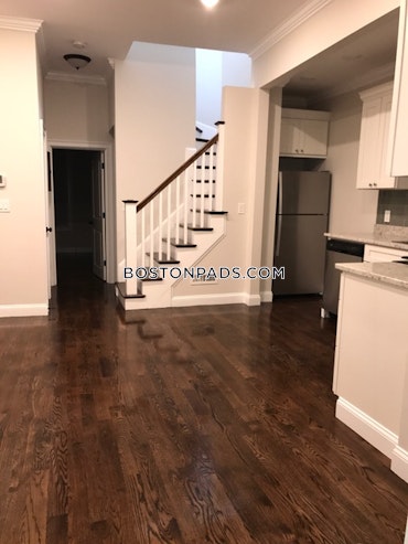 Boston - 4 Beds, 1 Baths