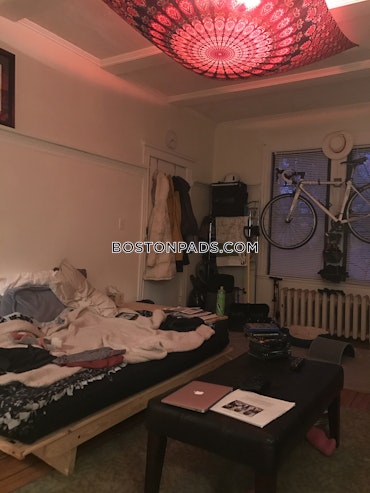 Boston - 2 Beds, 1 Baths