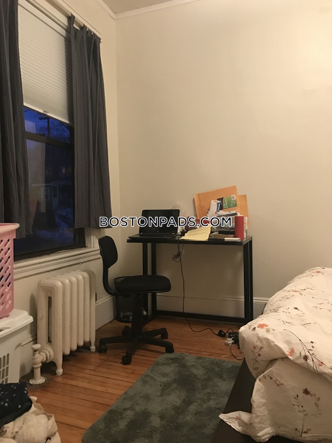 Boston - $2,575+ /mo