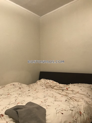 Boston - 2 Beds, 1 Baths