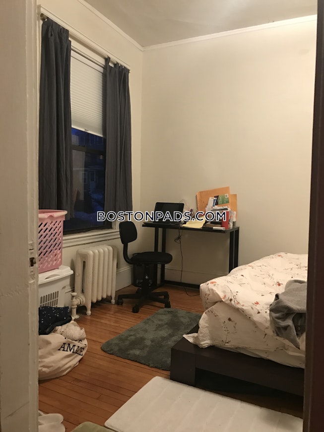 Boston - $2,575+ /mo