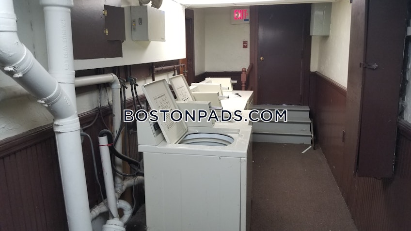 Boston - $2,400+ /month